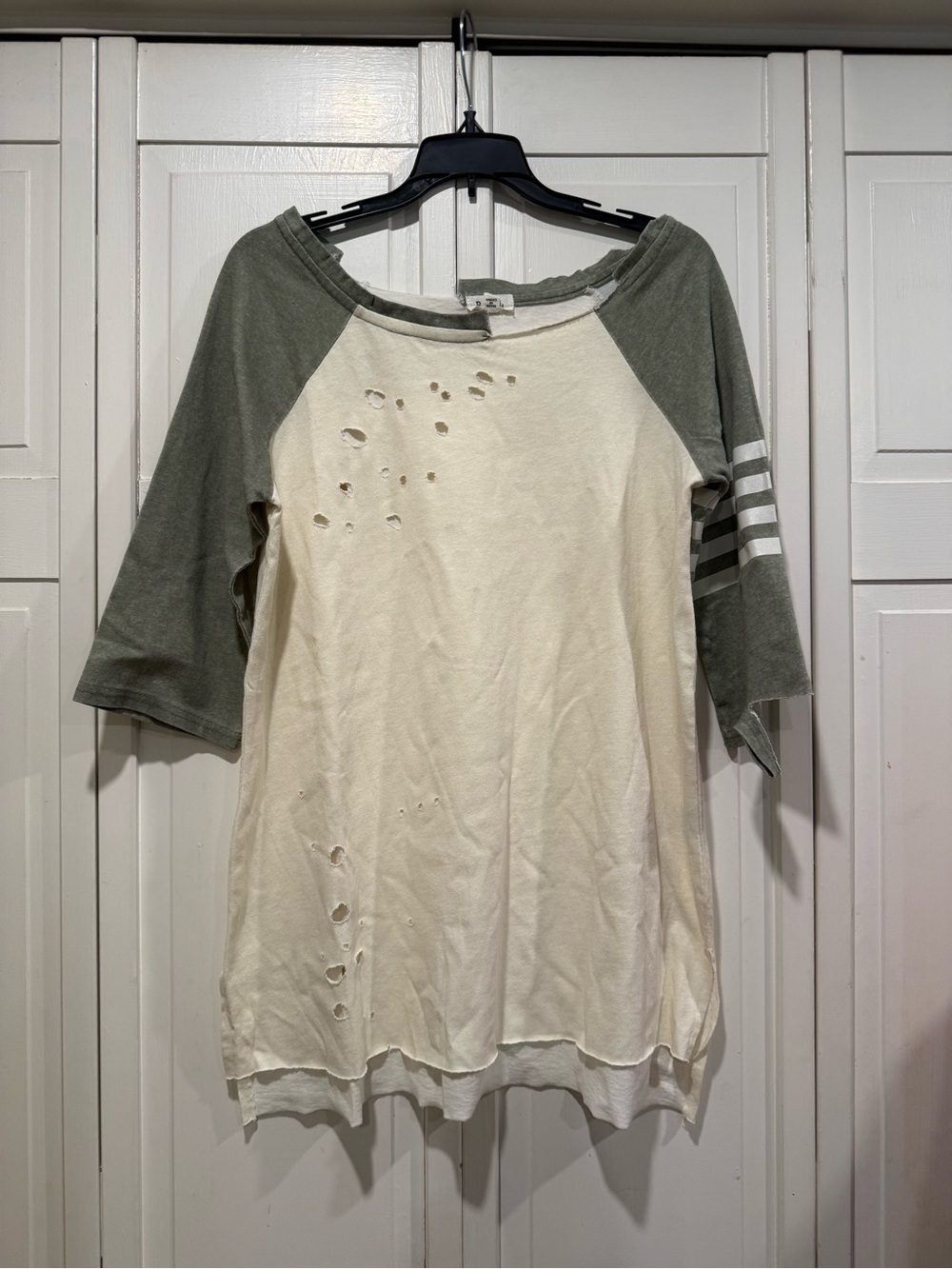 POL distressed top size small NWOT